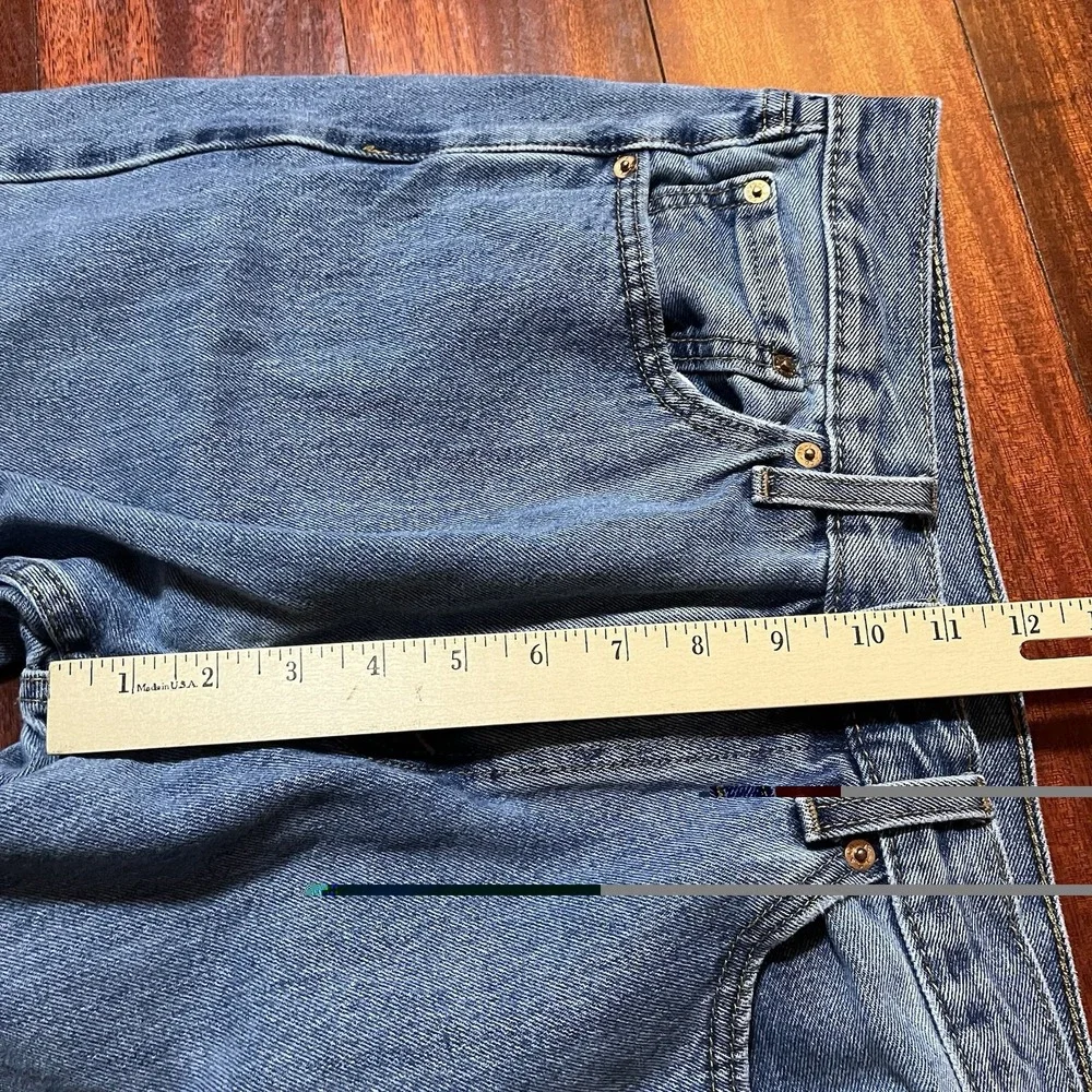 Levis Jeans Mens 32x30 True To Size Blue Light Wash Grunge Streetwear Original